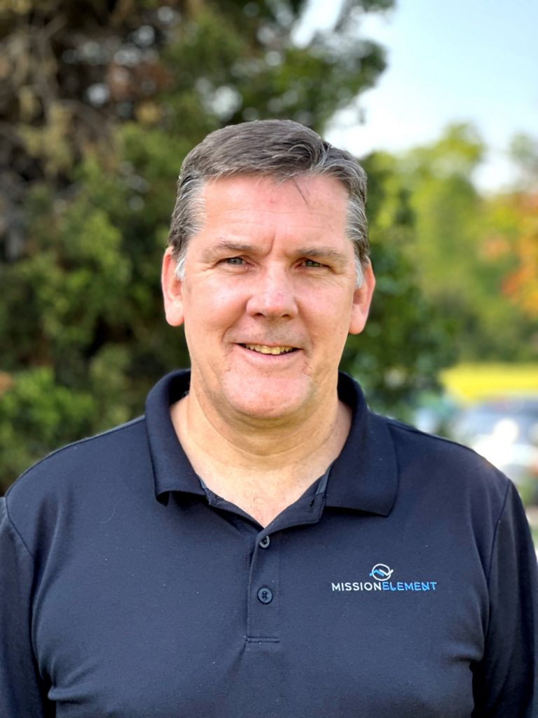 Athol Barnes - Senior Pastor